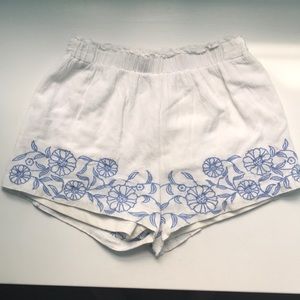 Francesca’s White Purple Floral Embroidered Shorts